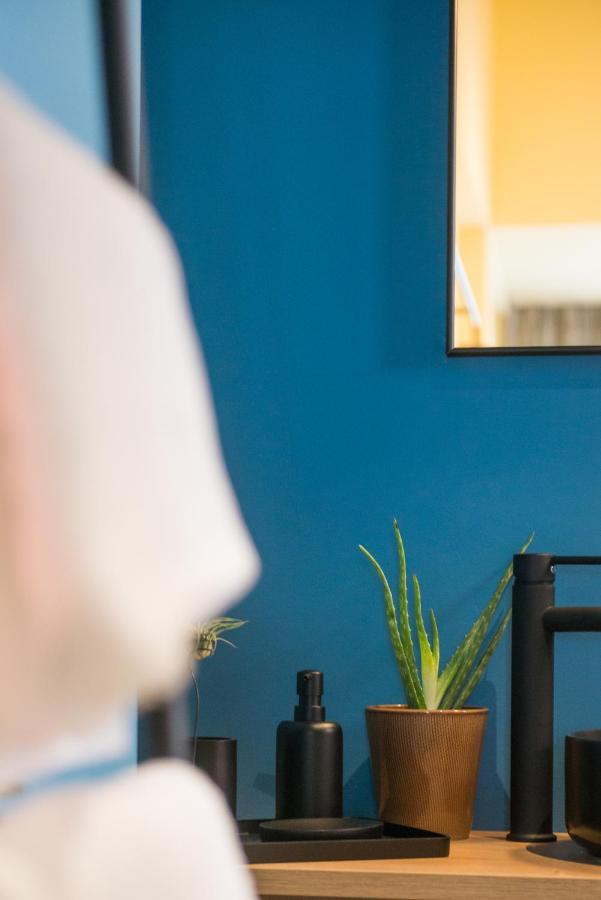 Metis Urbane Living Spaces Athena Bagian luar foto