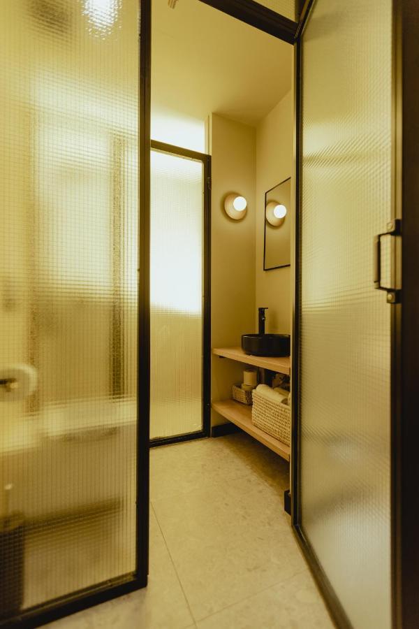 Metis Urbane Living Spaces Athena Bagian luar foto